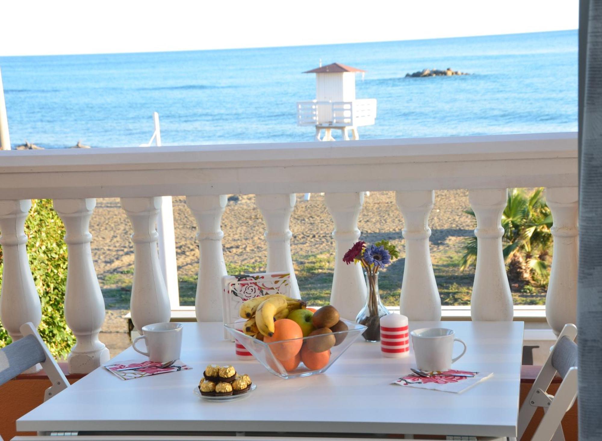 Apartamentos Playacala La Cala Del Moral Экстерьер фото